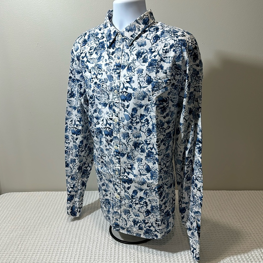 Michael Kors Blue and White Casual Button Down Shirt